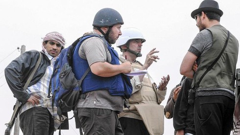 Mỹ cân nhắc tấn công trực tiếp vào Syria để trả đũa ISIL - ảnh 1