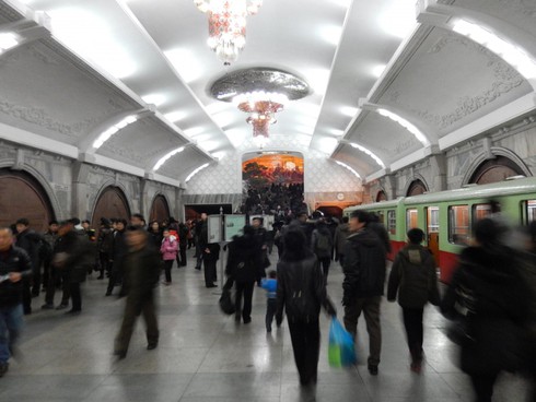 Lý do nào có lời đồn đoán Triều Tiên đảo chính? - ảnh 1