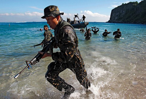 Báo Mỹ: Trung Quốc đang chơi trò nguy hiểm ở Biển Đông - ảnh 4