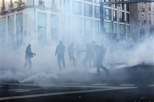 Tin thế giới 18h30: Sau bầu cử miền đông, Ukraine mất vùng Donbass? - ảnh 4