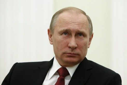 Kinh tế khó khăn, Tổng thống Putin tự cắt giảm 10% lương - ảnh 1