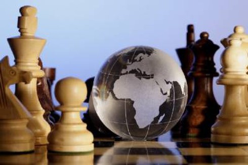 Chiến thuật NATO: Dùng nước nhỏ để đấu lại Nga