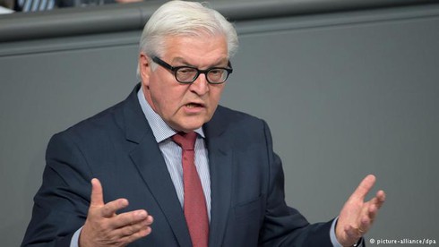 Để không bị ‘nhấn chìm’, EU phải cứu cả Ukraine và Hy Lạp - ảnh 3