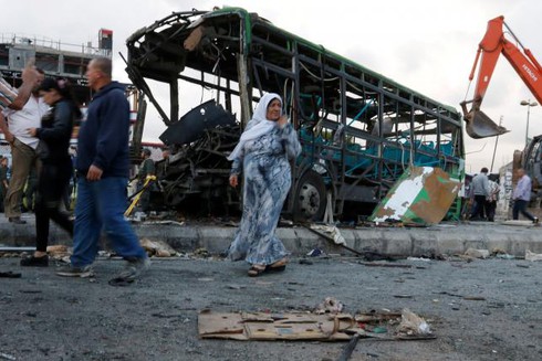 Syria: Đánh bom gần căn cứ quân sự Nga, 350 người thương vong - ảnh 1