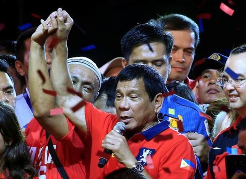 Tân Tổng thống Philippines tuyên bố không phụ thuộc vào Mỹ - ảnh 1