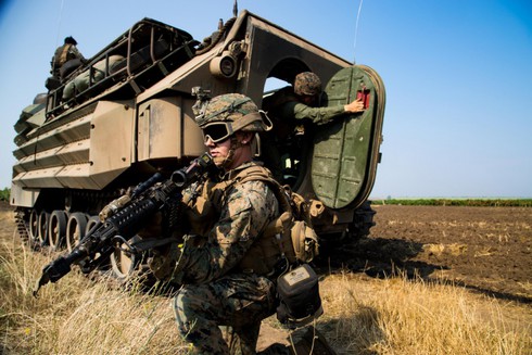 TNI: Châu Âu nên đập NATO đi, xây một quân đội mới không có Mỹ - ảnh 1