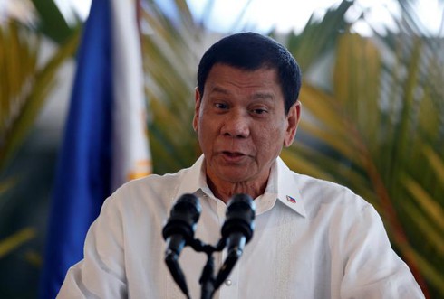 Tổng thống Philippines lại thách thức thỏa thuận quân sự với Mỹ - ảnh 1