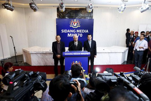 Malaysia: Cánh máy bay trên đảo Reunion là của MH370 - ảnh 1