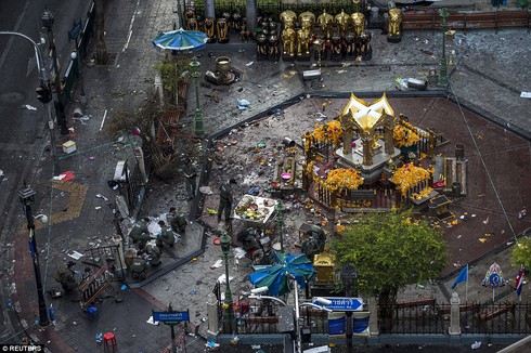 Nhiều người Việt may mắn thoát nạn sau vụ nổ bom ở Bangkok - ảnh 1