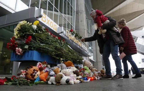 Vụ rơi máy bay Nga: Thi thể 144 nạn nhân đã về tới St Petersburg - ảnh 3