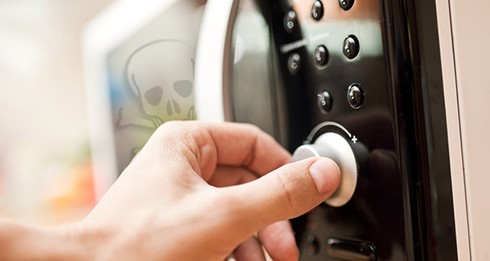 Những bí mật về lò vi sóng bà nội trợ nào cũng khiếp sợ - ảnh 1
