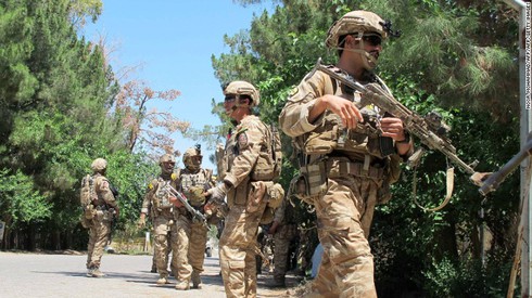 Người kế nhiệm ông Obama sẽ phải làm gì ở Afghanistan? - ảnh 1