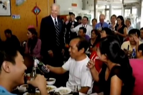 Khi các nhà lãnh đạo thế giới chọn quán ăn bình dân - ảnh 4