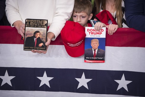 Trẻ em khóc thét khi gặp Donald Trump - ảnh 8