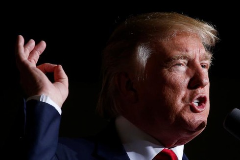 Donald Trump yêu cầu dừng bầu cử, tự “phong” mình làm Tổng thống - ảnh 1