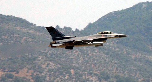 Không quân Thổ Nhĩ Kỳ “dội bom” miền Bắc Syria, tiêu diệt IS - ảnh 1