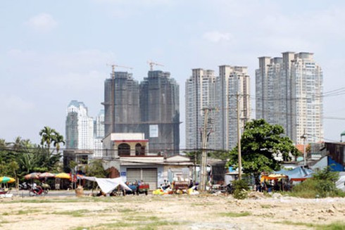 Người dân quận 2 trăn trở dự án “treo”! - ảnh 1