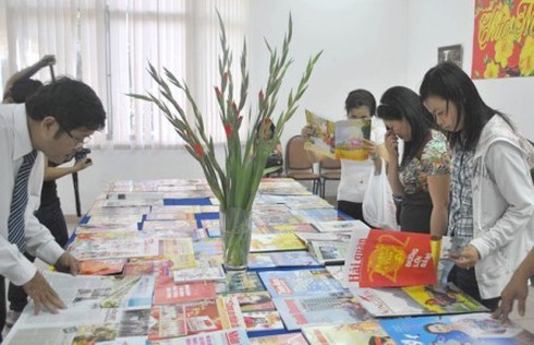 Tạm hoãn Hội báo xuân 2013 tại TP.HCM - ảnh 1