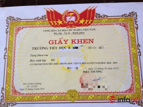 Khóc cười chuyện “loạn” giấy khen - ảnh 3