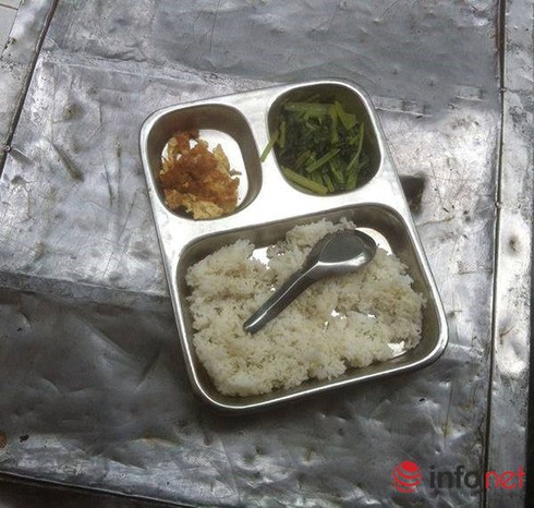Suất ăn bán trú 15 nghìn khiến bao người xót xa: Trưởng phòng GD&ĐT lên tiếng - ảnh 1