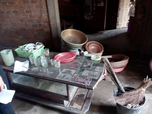 Quảng Bình: Hai anh em rau cháo nuôi nhau và ước mơ được tới trường - ảnh 2