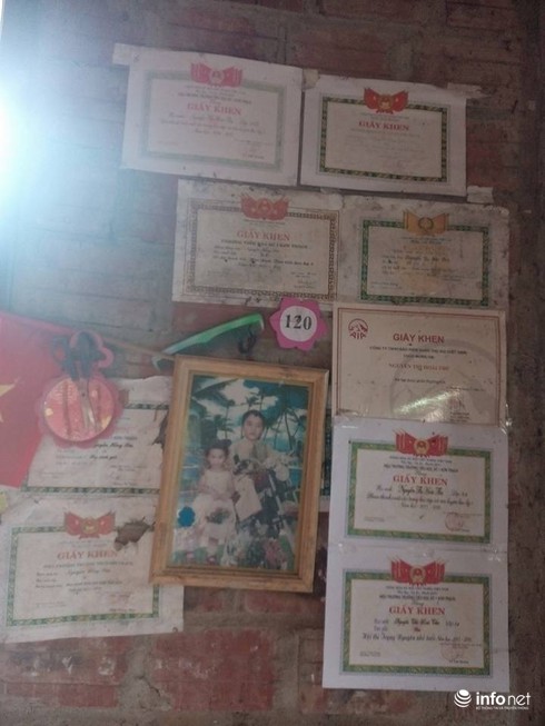 Quảng Bình: Hai anh em rau cháo nuôi nhau và ước mơ được tới trường - ảnh 3