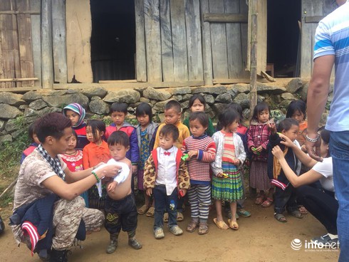 Điều chưa biết về chàng trai khoa Văn luôn đồng hành cùng trẻ em vùng cao - ảnh 2