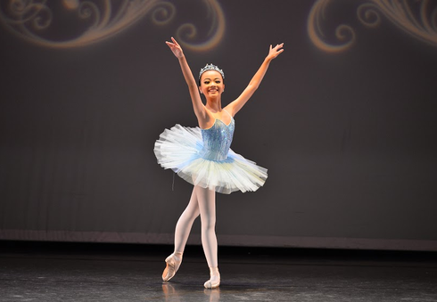 Gặp gỡ nữ sinh 13 tuổi với hơn 10 năm trên sàn diễn Ballet - ảnh 1