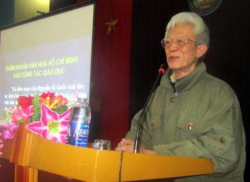 Quá tham vọng và ôm đồm, chuyên gia