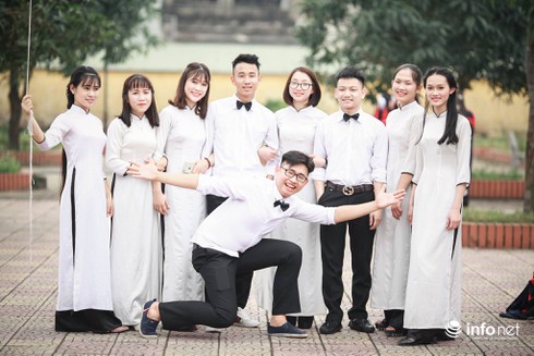 Bộ ảnh kỷ yếu