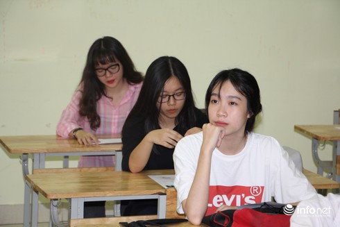 Thi môn Vật Lý THPT quốc gia 2017: Phải đính chính 7 mã đề - ảnh 1