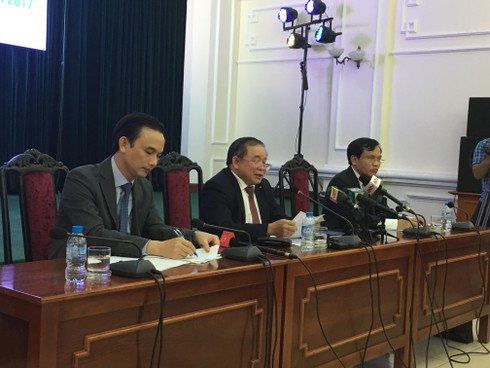 Từ năm 2018 các trường ĐH sẽ tự quy định mức điểm sàn - ảnh 1