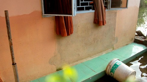 TP.HCM: Triều cường đã “nhấn chìm” 18 tuyến đường tại 12 quận trong 3 ngày - ảnh 5