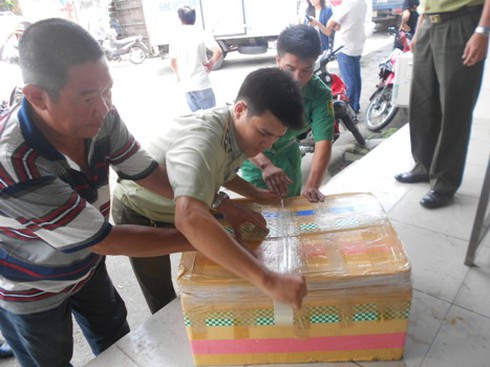 Bắt xe khách chở hổ, gấu con, tay gấu - ảnh 3