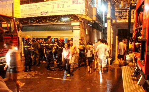 Hỏa hoạn thiêu rụi nhiều đồ đạc - ảnh 2