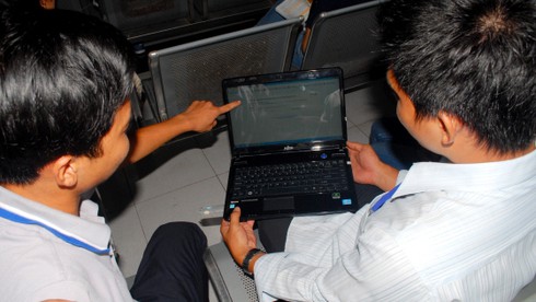 Vé tàu Tết: Phẫn nộ vì phải mua vé ở web... không thể truy cập - ảnh 8