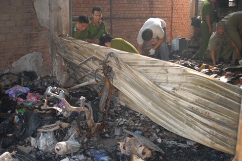 Vào nhà cháy cứu tài sản, chủ nhà tử vong - ảnh 4