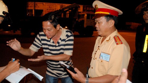 Xử lý hàng chục chủ phương tiện