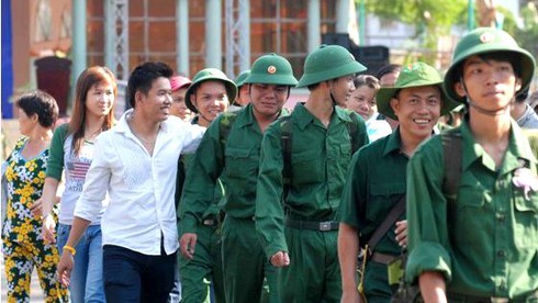 Hình ảnh rạng rỡ trai Sài Gòn lên đường nhập ngũ - ảnh 9