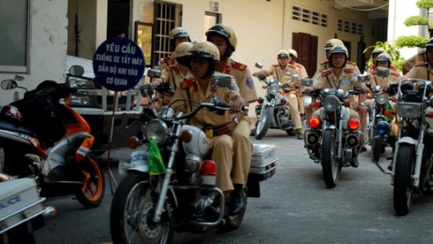 TP.HCM ra quân xử lý xe ba, bốn bánh tự chế - ảnh 1