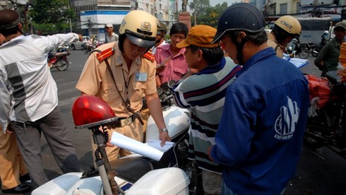 TP.HCM ra quân xử lý xe ba, bốn bánh tự chế - ảnh 3