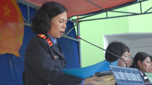 Tuyên tử hình người vợ đầu độc chồng - ảnh 4