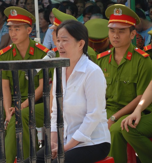 Tuyên tử hình người vợ đầu độc chồng - ảnh 5