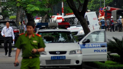 Diễn tập phòng chống khủng bố: Trung tâm TP.HCM náo loạn - ảnh 16