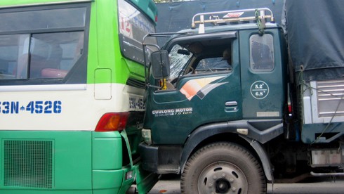 Nam thanh niên tử vong khi ngã vào bánh xe bồn - ảnh 2