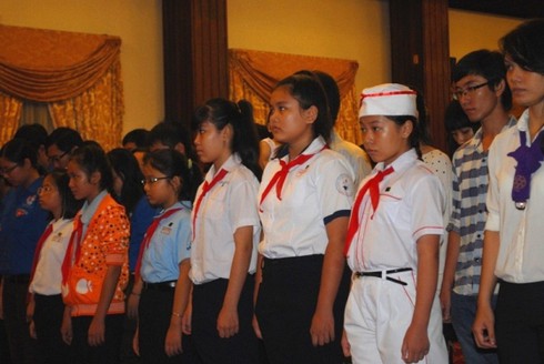 Hình ảnh xúc động của các cháu nhỏ trong lễ tang Đại tướng - ảnh 7