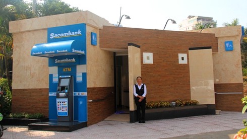 Nhà vệ sinh công cộng 5 sao ở TP.HCM - ảnh 1