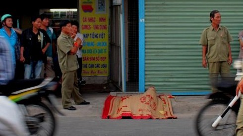TP.HCM: Nam thanh niên đột tử bên đường - ảnh 1