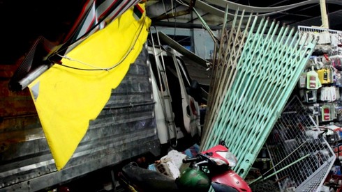 TP.HCM: Xe tải tông hàng loạt xe máy, 4 người thương vong - ảnh 3