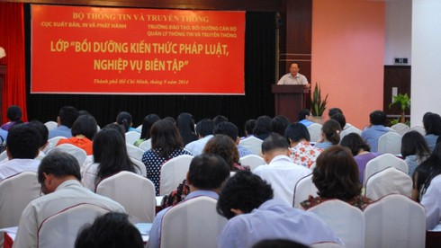 Thứ trưởng bộ TT&TT: Kiên quyết xử lý ấn phẩm có nội dung sai trái - ảnh 2